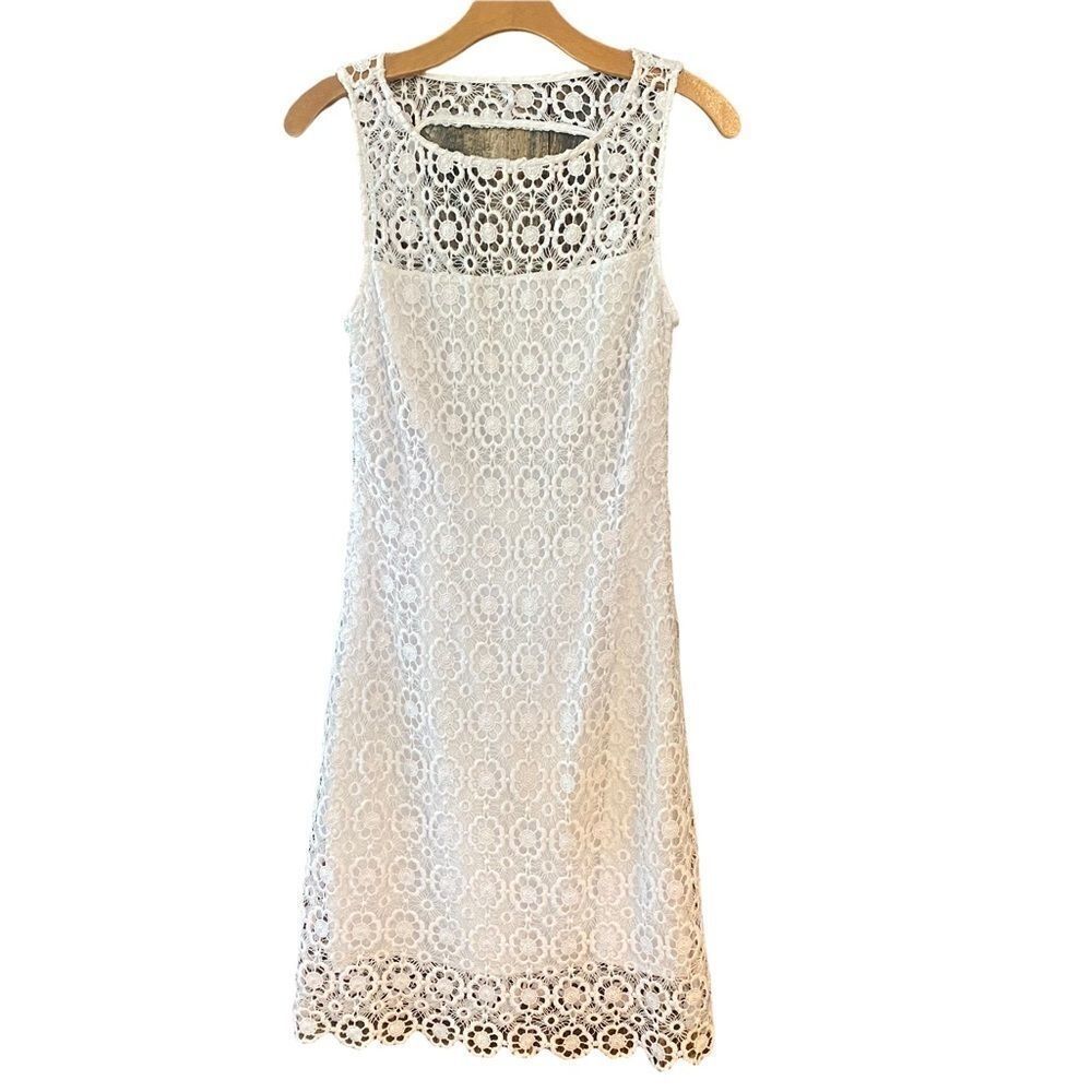 BB Dakota 6 White Lace Open Back Lined Dress